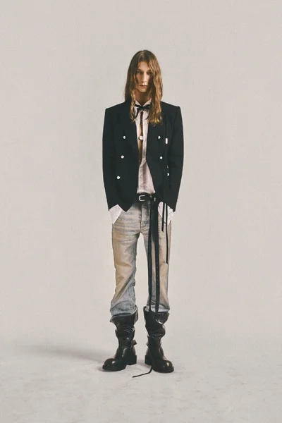 Look 15